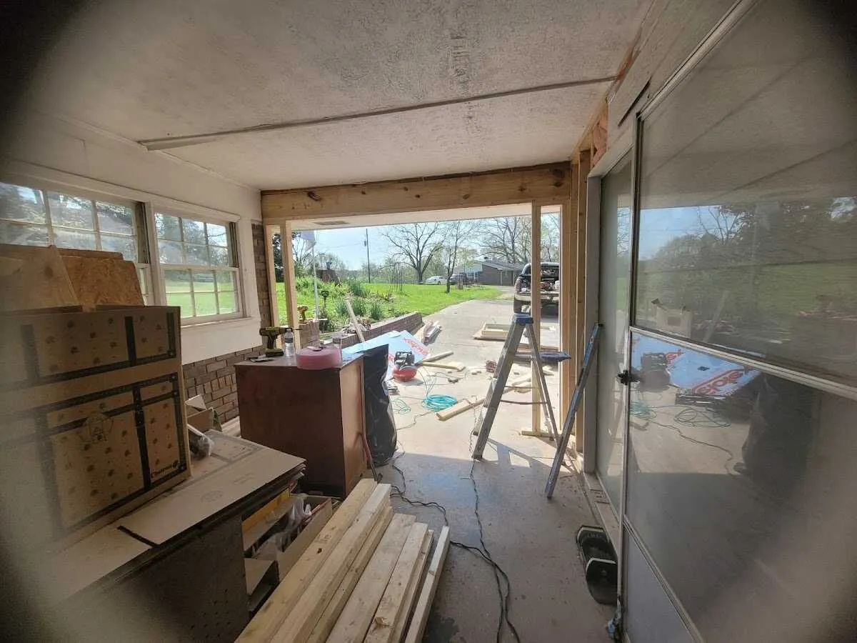 Air movers and dehumidifier for Drying & Dehumidification in Lake Tapps